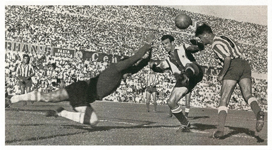 Hat-Trick en la mayor goleada rojiblanca, 90 al Hrcules, 11-sept-1955